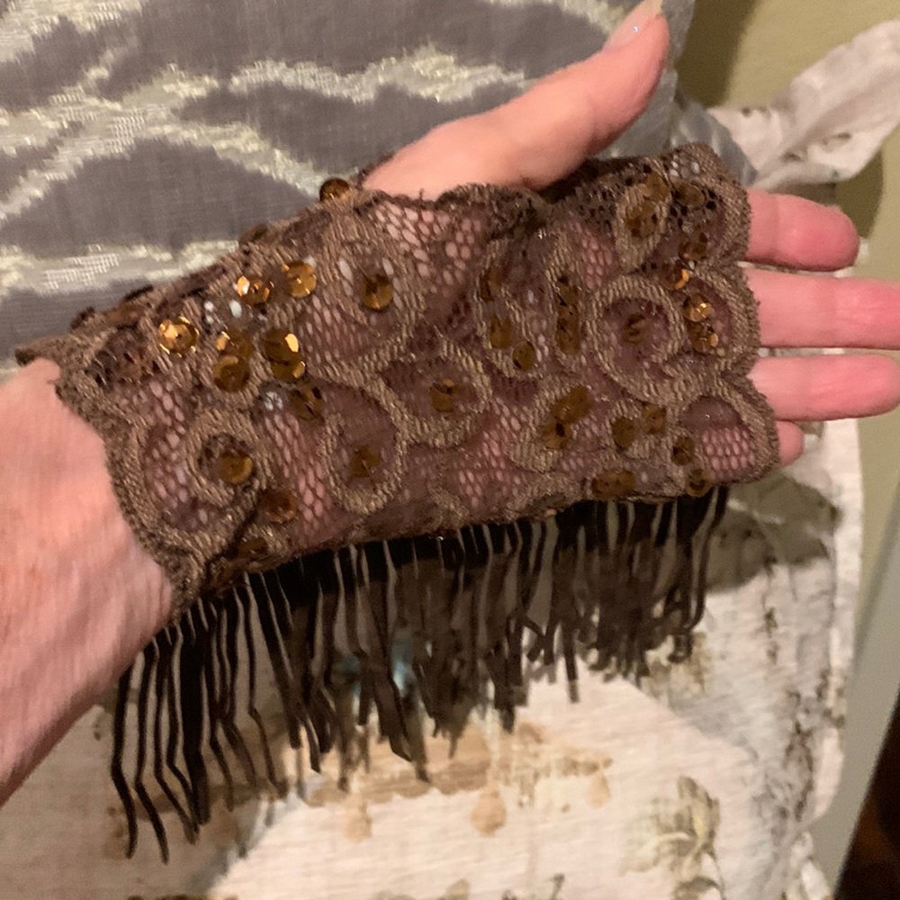 Beautiful Flashy Cowgirl gloves